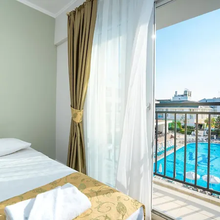 White Lilyum Hotel-2