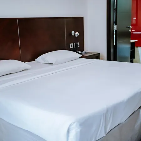 Mena Aparthotel Albarsha At The Mall-2