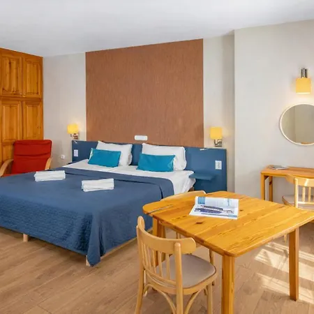 Corvin Hotel Budapest Residence-2