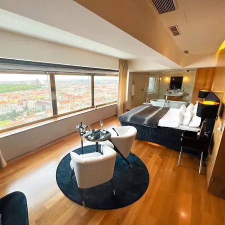 Sky Suite Hotel-2