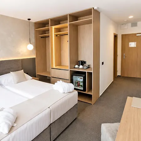 Spa Hotel Devin-3