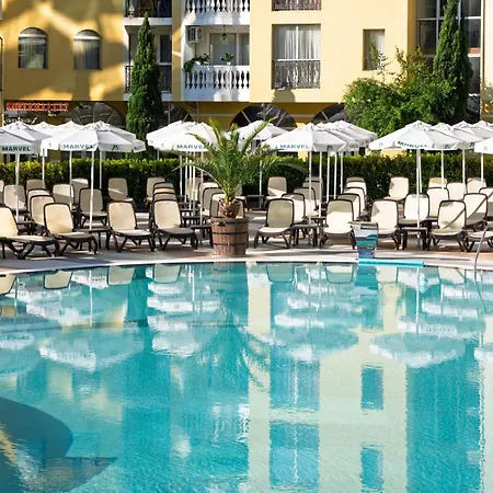 Hotel Marvel - Fully Renovated Free Beach Access-3