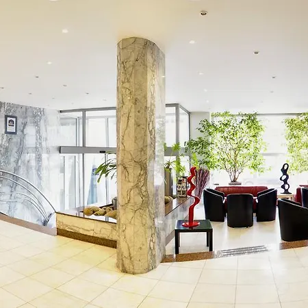 Luxury Family Hotel Bílá Labuť-3