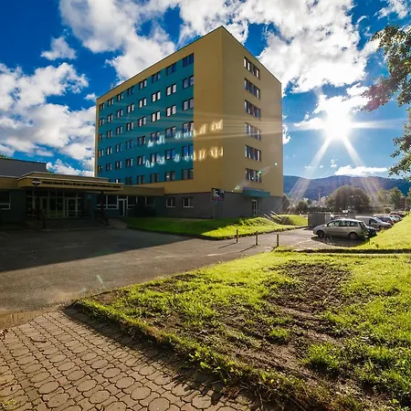 Hotel M-3