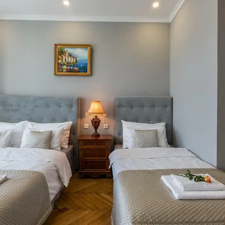 Slabur Residence-2