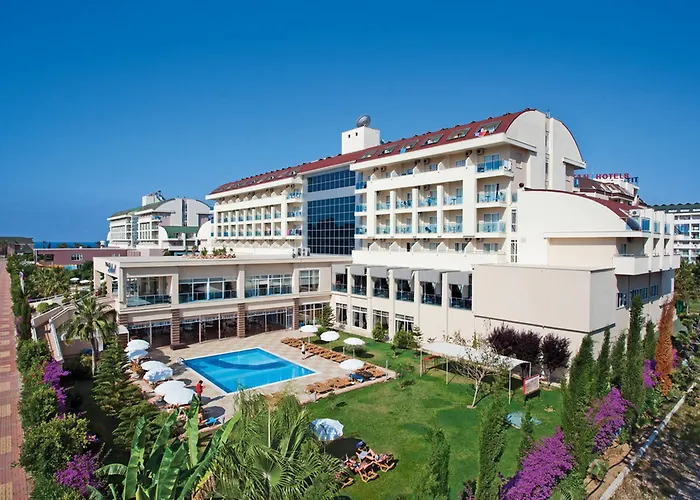 Hotel Titan Select Ultra All Inclusive Konaklı