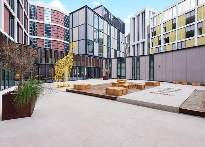 Hampton By Hilton Dubai Al Seef