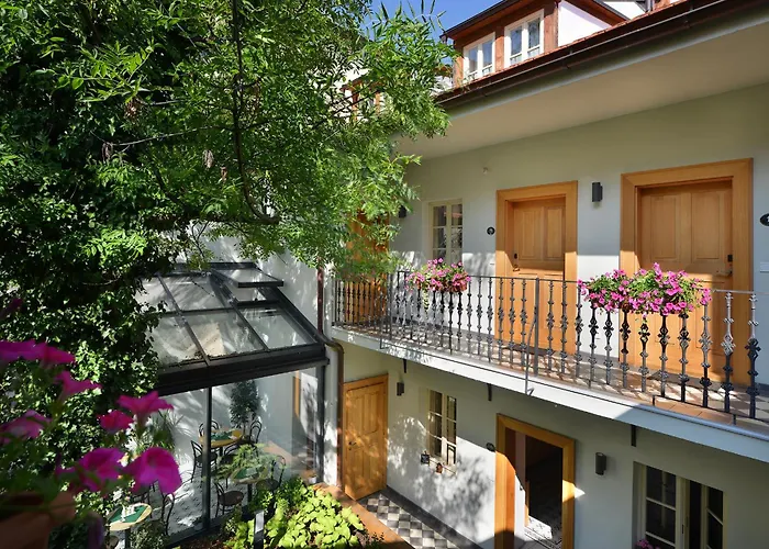 Hotel At The White Lily Praha