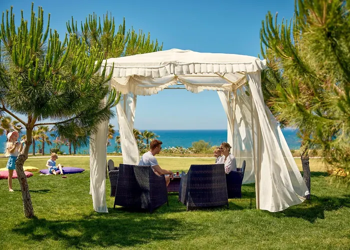 Hotel Tui Magic Life Jacaranda Side