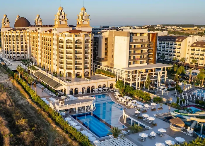 J'Adore Deluxe Hotel & Spa Ultra All Inclusive Side