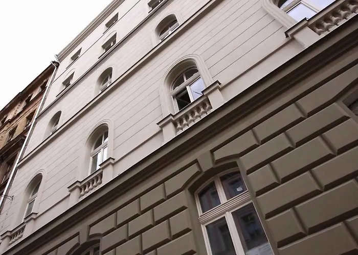 Hotel Pure White Praha