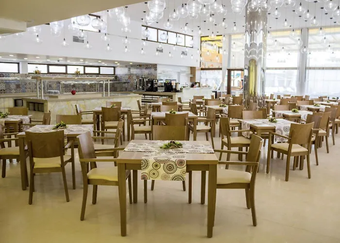 Grand Hotel Sluneční pobřeží