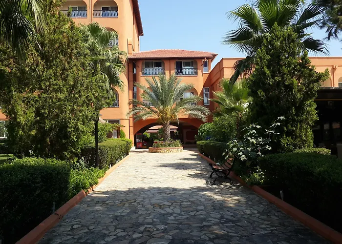 Club Turtas Beach Konaklı