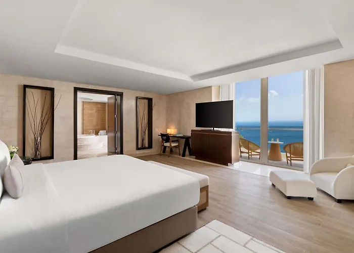 Rixos The Palm Hotel & Suites Dubaj
