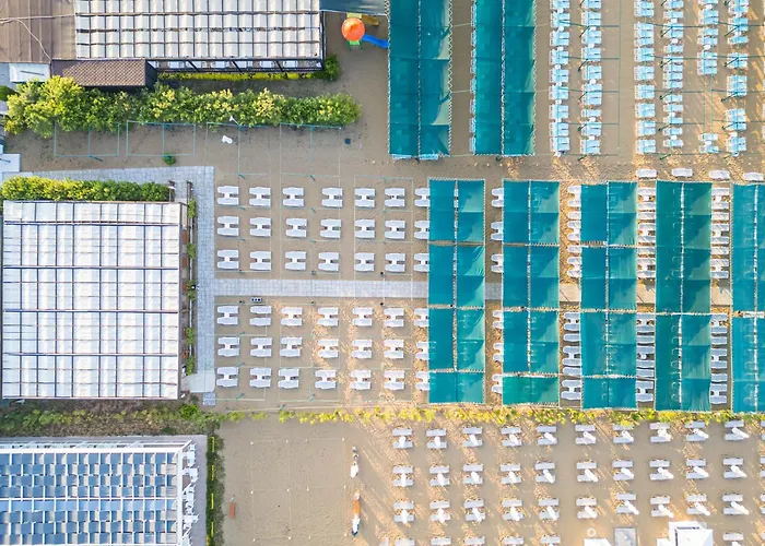 Side Breeze Hotel