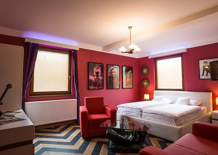 Retro Hotel Garage Ostrava