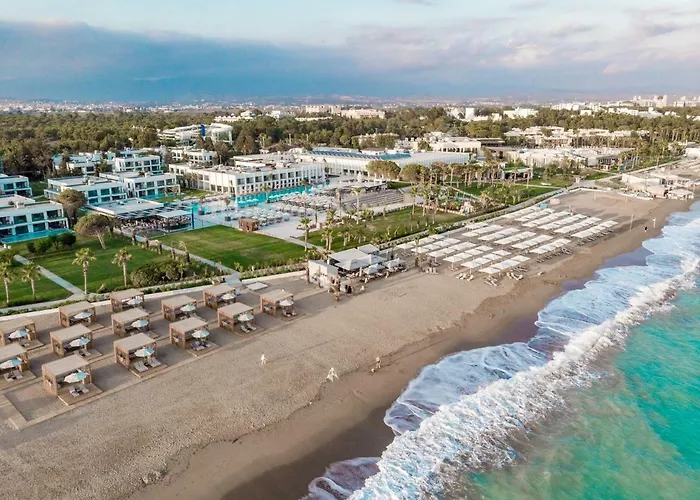 Hotel Paloma Finesse Side